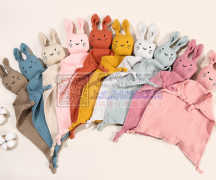 寻做儿童围嘴的厂家，有现货供应的请联系