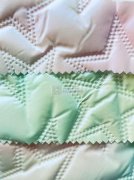 找绗线压花的工厂 如图，在义乌的加工厂联