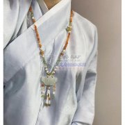 有货外发，主要以珍珠项链，合金头饰。东阳