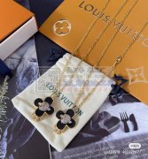 现需图上这种类似的饰品厂家，找做类似于这