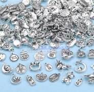 找合金挂件配件工厂，如图，有做的加工厂请