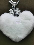 找做这款头饰毛球加工厂，有货外发，做这个