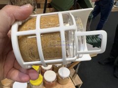 塑料克重55克，数量4万个<br />