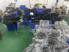 专业做箱包代加工，双肩背，单肩背，胸包，