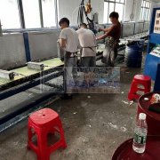 本厂主营：出售各种慢回弹玩具、质量好、出