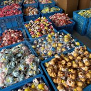 本厂主营：出售各种慢回弹玩具、质量好、出