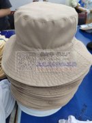 咏梅服饰有限公司<br />专业做帽