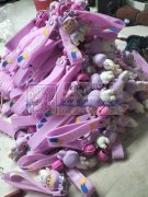承接电子产品，手工活。加工厂在义乌荷叶塘