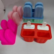 实体工厂生产160格方格冰格，十连硅胶冰