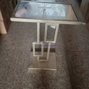 家居桌子一批，有15个方需要的联系