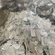 专业合金压铸加工，合金饰品生产。八台压铸