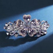 找压铸加工厂，量大，有能做的加工厂请联系