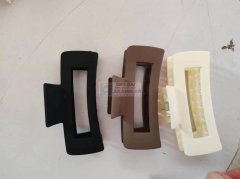 找专业塑料抓夹喷漆加工厂，货源稳定