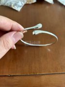 样品如图，寻找这个产品源 头厂家，材质是