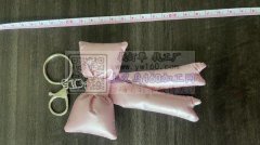 现需寻找做图上这些挂件的工厂，数量每款5