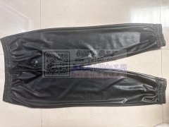 找专业做皮裤的加工厂可以随时上线的！