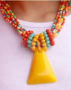 找这种夸张风格类型饰品的工厂，出 口，有