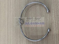 源头工厂专业生产不锈钢耳环、手镯、戒指、