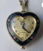 需要图上怀表挂件，寻找有这种怀表挂件，有