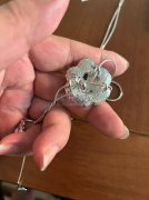 找图示这款货成品，这款产品有模具的联系