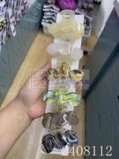 需求图上抓夹，寻找做抓夹的工厂，有做如图