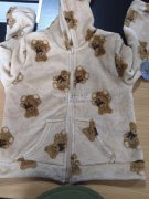 10万套暖暖衣外发如图，领口有织带