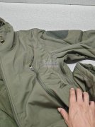 寻专业做冲锋衣的服装加工厂，要求专业做过