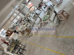 老板娘是专业服装打版师，有300平厂房、