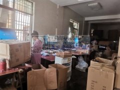 本厂承接吸塑包装，插卡，挂卡，手工活，打