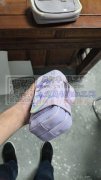 本公司140人左右，专业承接生产，化妆包