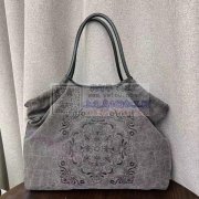 纯加工，现有多款包包外发，如图
