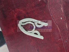 承接手工组装，包装，打胶枪