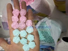 凭借着精湛的植绒加工技艺，我们能够为各类