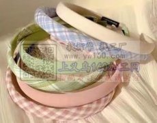 如图每款数量要 2 万个，找这些头饰现货