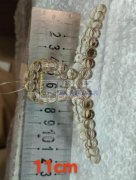 求寻图中塑料抓夹，找做这款抓夹厂家，有这