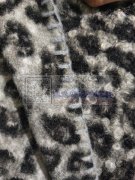 跪求三角针锁边加工厂！有的麻烦联系我