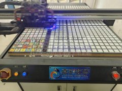 承接各种各种工艺品uv打印<br />
