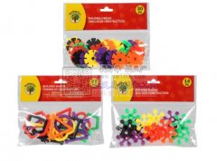 需求图中产品工厂，每款5-10万卡，最好