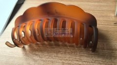 找这款塑料发夹模具，实单找有这个发夹模具