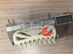 有如图塑料发夹订单，寻找这个发夹模具的厂