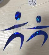 外发挂饰组装，六角钻石需粘贴，然后组装，