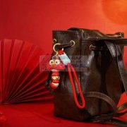 需求100万个如图所示这个钥匙扣，寻找这