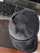 如图所示这款帽子外发加工，寻找做过这款帽