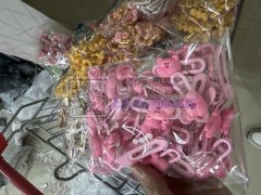 打胶枪、粘胶水、手工活、每天5-10万左