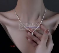 需求图上这几款项链，寻找这几款项链现货，