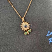 求购图上这个吊坠，寻找这种投影吊坠&nb