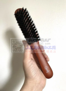 寻找这个猪鬃毛木头梳子