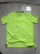 寻做运动系列短袖产品的工厂，包工包料 或