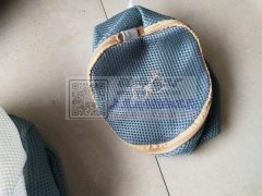 丽华箱包加工厂<br />
诚接箱包收