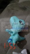 承接五金，饰品，塑料玩具套模等喷漆加工